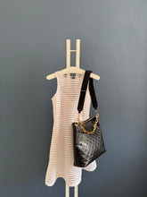 Lade das Bild in den Galerie-Viewer, LOUIS VUITTON COUSSIN HOBO MM