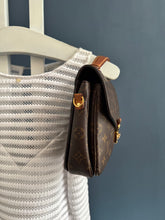 Lade das Bild in den Galerie-Viewer, LOUIS VUITTON MÉTIS OHNE SCHULTERRIEMEN