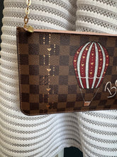 Lade das Bild in den Galerie-Viewer, LOUIS VUITTON CLUTCH