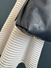 Lade das Bild in den Galerie-Viewer, LOUIS VUITTON CARRYALL MM NAVY