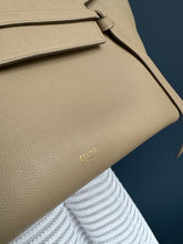 Lade das Bild in den Galerie-Viewer, CÉLINE BELT