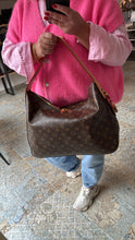 Lade das Bild in den Galerie-Viewer, LOUIS VUITTON SLOUCHY MM