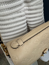 Lade das Bild in den Galerie-Viewer, LOUIS VUITTON MÉTIS