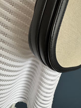 Lade das Bild in den Galerie-Viewer, MCM MÜNCHEN CROSSBODY