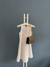 Lade das Bild in den Galerie-Viewer, LOUIS VUITTON VICTOIRE