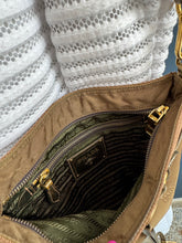 Lade das Bild in den Galerie-Viewer, PRADA CROSSBODY