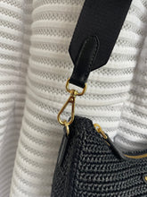 Lade das Bild in den Galerie-Viewer, PRADA RE-EDITION 2005 BAG