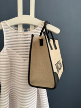 Lade das Bild in den Galerie-Viewer, MCM MÜNCHEN SHOPPER INKL. CLUTCH