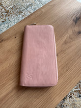 Lade das Bild in den Galerie-Viewer, LOUIS VUITTON ZIPPY