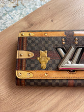Lade das Bild in den Galerie-Viewer, LOUIS VUITTON TWIST GELDBÖRSE