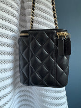 Lade das Bild in den Galerie-Viewer, CHANEL VANITY