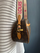 Lade das Bild in den Galerie-Viewer, LOUIS VUITTON BLOIS
