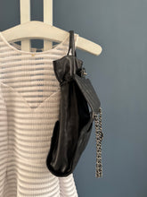 Lade das Bild in den Galerie-Viewer, CHANEL CLASSIC FLAP SMALL / BEUTEL