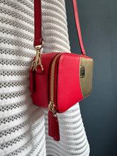 Lade das Bild in den Galerie-Viewer, MCM CROSSBODY BAG