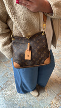 Lade das Bild in den Galerie-Viewer, LOUIS VUITTON ODEON PM