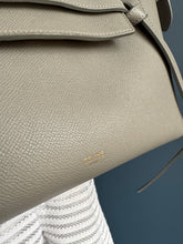 Lade das Bild in den Galerie-Viewer, CÉLINE BELT