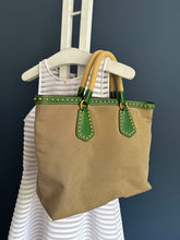 Lade das Bild in den Galerie-Viewer, PRADA BAG