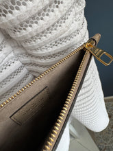 Lade das Bild in den Galerie-Viewer, LOUIS VUITTON CLUTCH