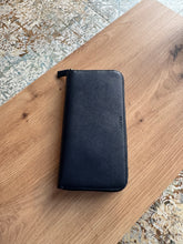 Lade das Bild in den Galerie-Viewer, PARDA GELDBÖRSE