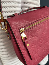 Lade das Bild in den Galerie-Viewer, LOUIS VUITTON MÉTIS EMPREINTE