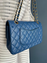Lade das Bild in den Galerie-Viewer, CHANEL DOUBLE FLAP MEDIUM