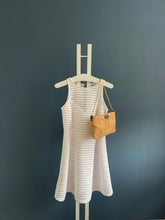 Lade das Bild in den Galerie-Viewer, LOUIS VUITTON PILLOW POCHETTE