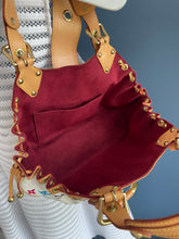 Lade das Bild in den Galerie-Viewer, LOUIS VUITTON THEDA PM