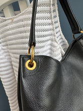 Lade das Bild in den Galerie-Viewer, PRADA BAG