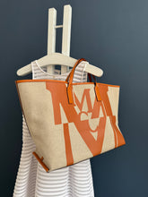 Lade das Bild in den Galerie-Viewer, MCM SHOPPER