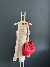 Lade das Bild in den Galerie-Viewer, PRADA VITELLO DAINO