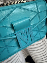 Lade das Bild in den Galerie-Viewer, MCM TRAVIA BAG