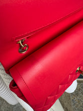 Lade das Bild in den Galerie-Viewer, CHANEL DOUBLE FLAP MEDIUM