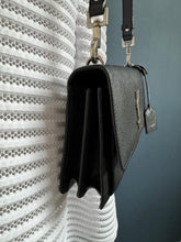 Lade das Bild in den Galerie-Viewer, YSL SUNSET