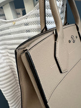 Lade das Bild in den Galerie-Viewer, LOUIS VUITTON CITY STEAMER
