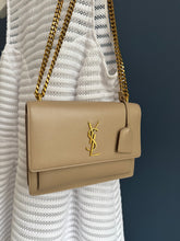Lade das Bild in den Galerie-Viewer, YSL SUNSET