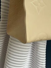 Lade das Bild in den Galerie-Viewer, LOUIS VUITTON ONTHEGO GM EMPREINTE