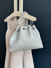 Lade das Bild in den Galerie-Viewer, LOUIS VUITTON BUNDLE