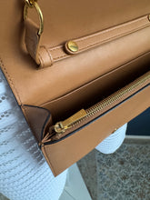 Lade das Bild in den Galerie-Viewer, CÉLINE FRAME EVENING CLUTCH