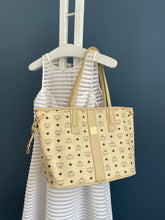 Lade das Bild in den Galerie-Viewer, MCM SHOPPER MEDIUM