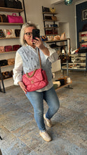 Lade das Bild in den Galerie-Viewer, CHANEL 19