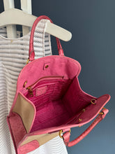 Lade das Bild in den Galerie-Viewer, PRADA BAG