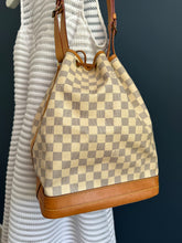 Lade das Bild in den Galerie-Viewer, LOUIS VUITTON NOÉ GRANDE