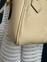 Lade das Bild in den Galerie-Viewer, LOUIS VUITTON SPEEDY 20 EMPREINTE
