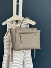 Lade das Bild in den Galerie-Viewer, CÉLINE BELT