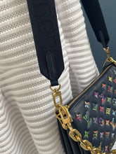 Lade das Bild in den Galerie-Viewer, LOUIS VUITTON COUSSIN PM