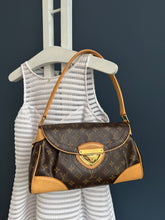 Lade das Bild in den Galerie-Viewer, LOUIS VUITTON BEVERLY MM