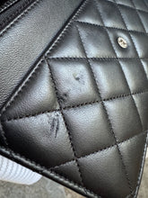 Lade das Bild in den Galerie-Viewer, CHANEL WOC