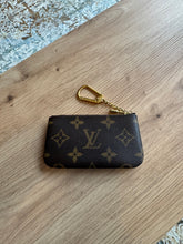 Lade das Bild in den Galerie-Viewer, LOUIS VUITTON SCHLÜSSELETUI