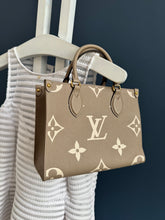 Lade das Bild in den Galerie-Viewer, LOUIS VUITTON ONTHEGO PM