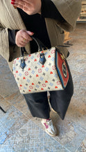 Lade das Bild in den Galerie-Viewer, LOUIS VUITTON SPEEDY 25 GAME ON